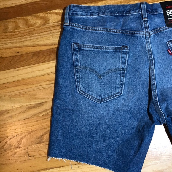 NWT Levi’s 501 Size 36 Premium ‘93 Cut Off Shorts - Picture 11 of 16